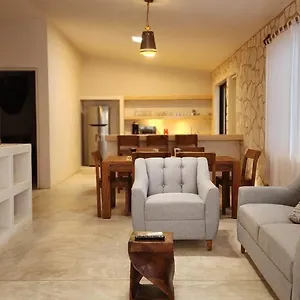kin-tulum-house-downtown.quintano-roohotels.com/
